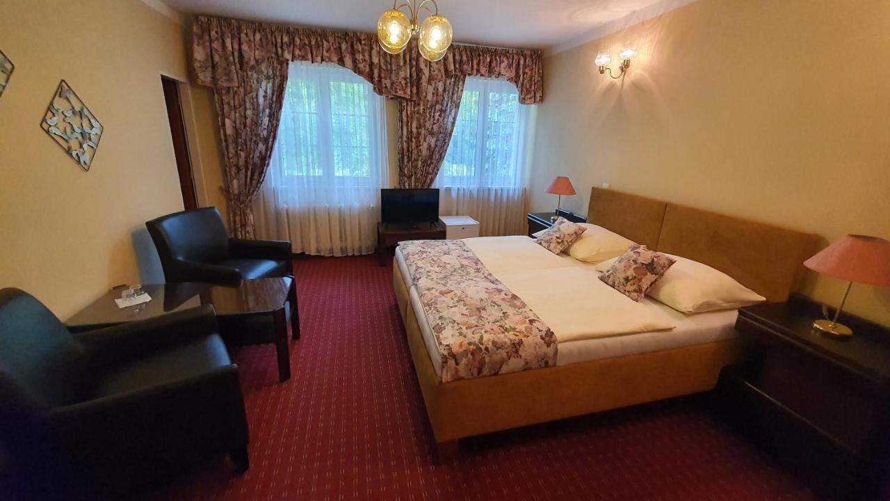 Eurohotel Карловы Вары Экстерьер фото