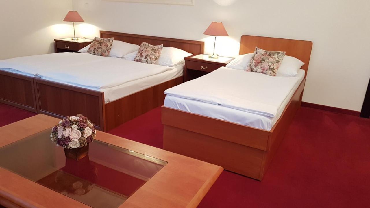 Eurohotel Карловы Вары Экстерьер фото