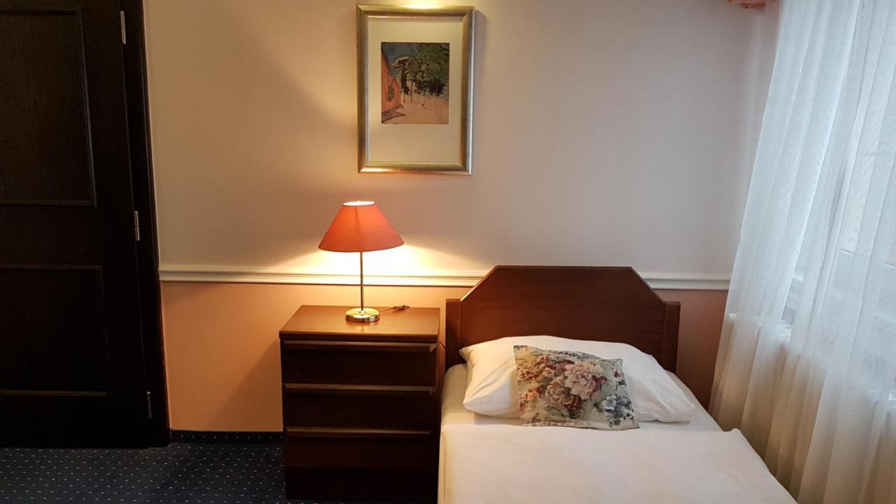 Eurohotel Карловы Вары Экстерьер фото