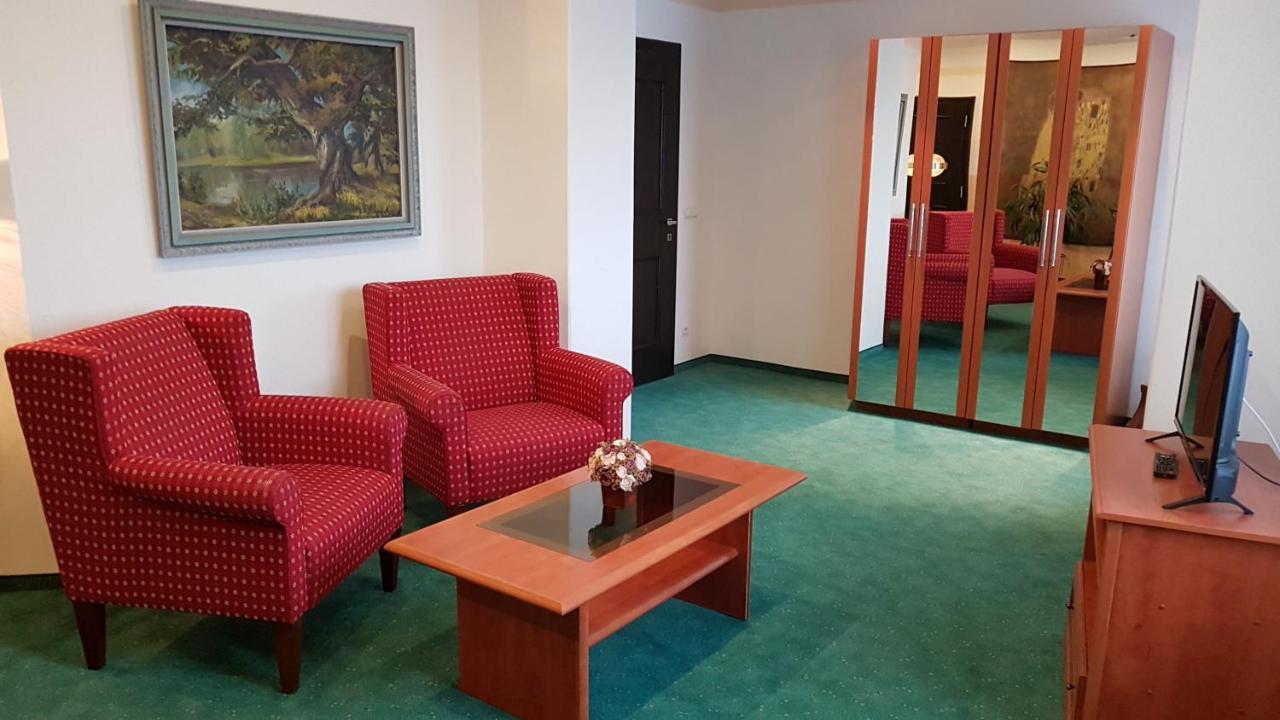 Eurohotel Карловы Вары Экстерьер фото