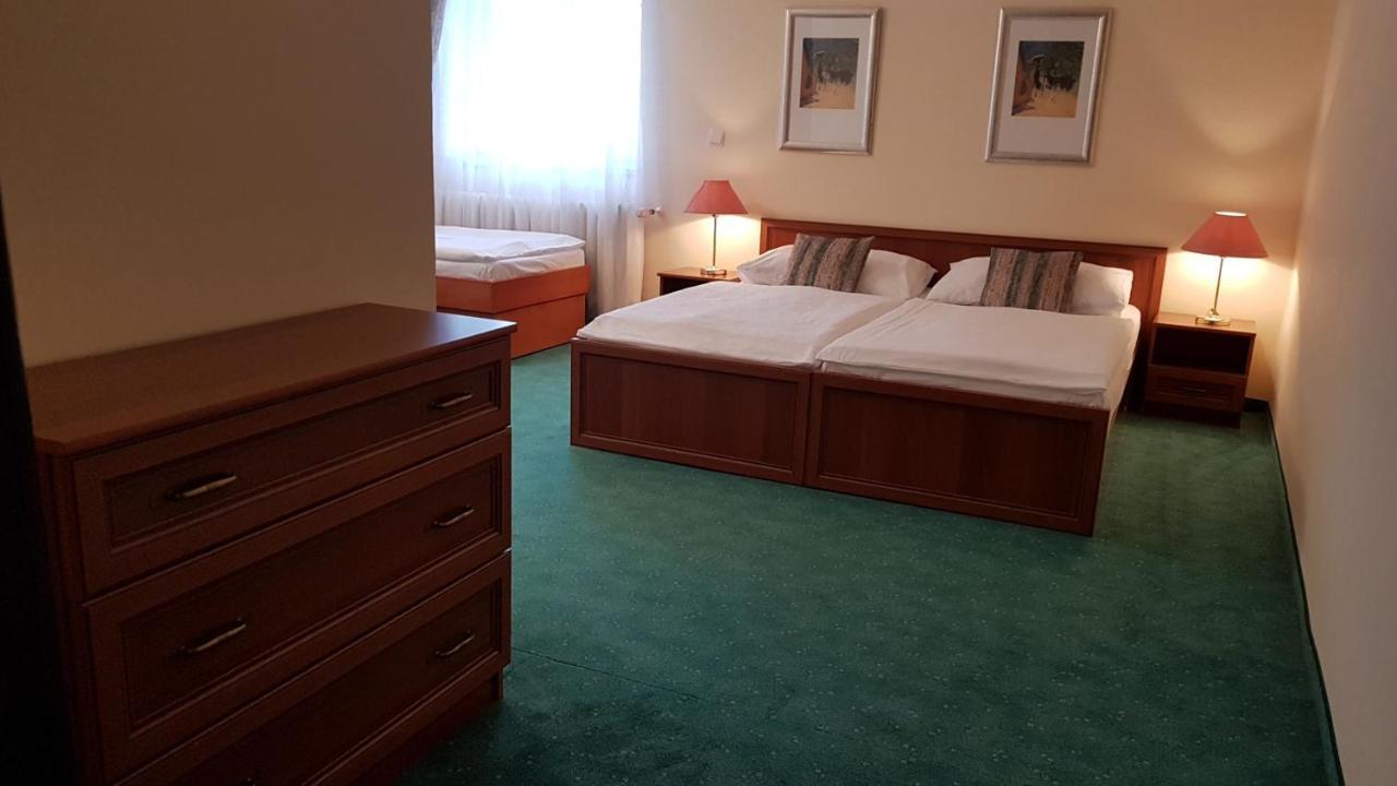 Eurohotel Карловы Вары Экстерьер фото