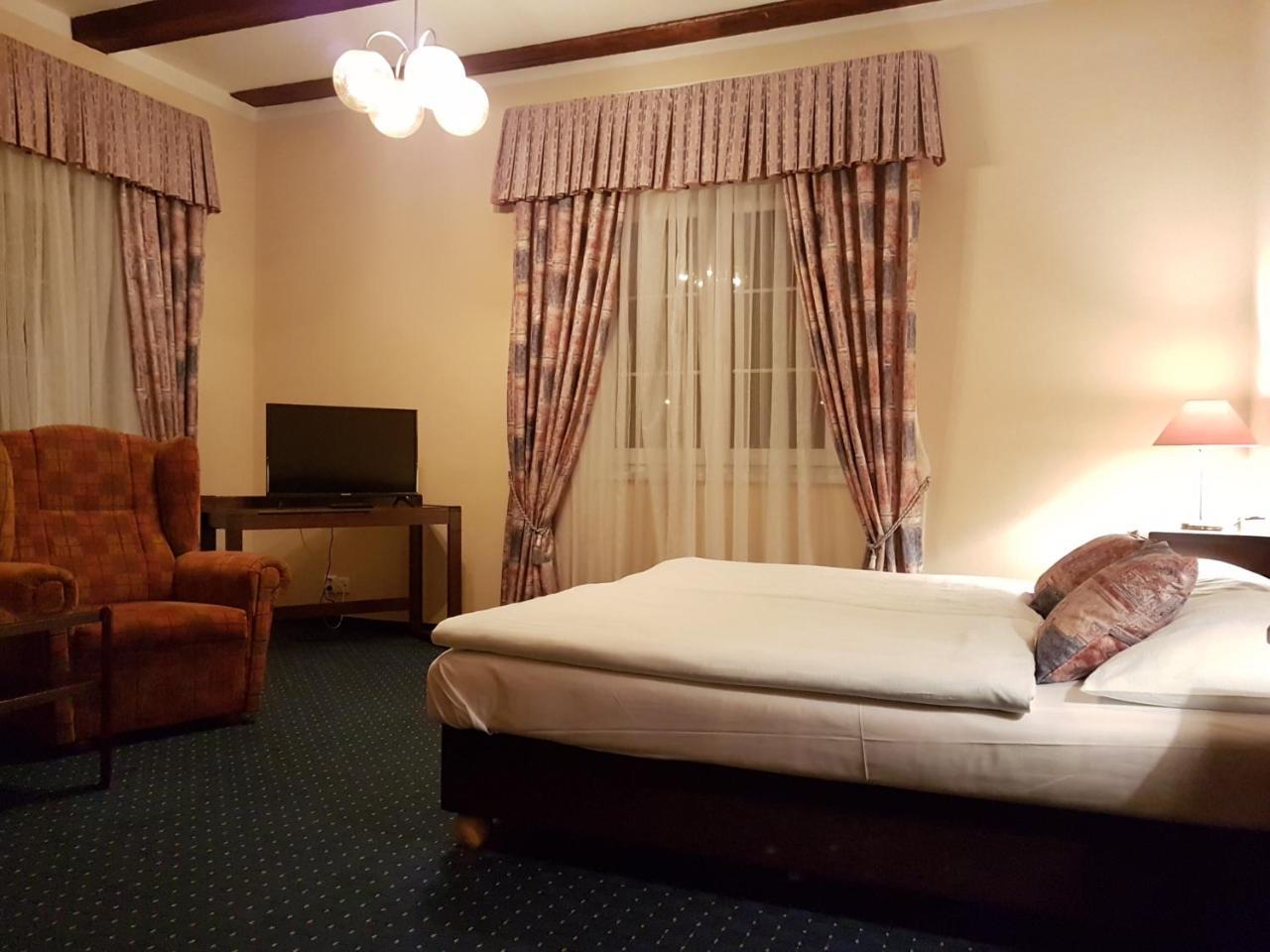Eurohotel Карловы Вары Экстерьер фото