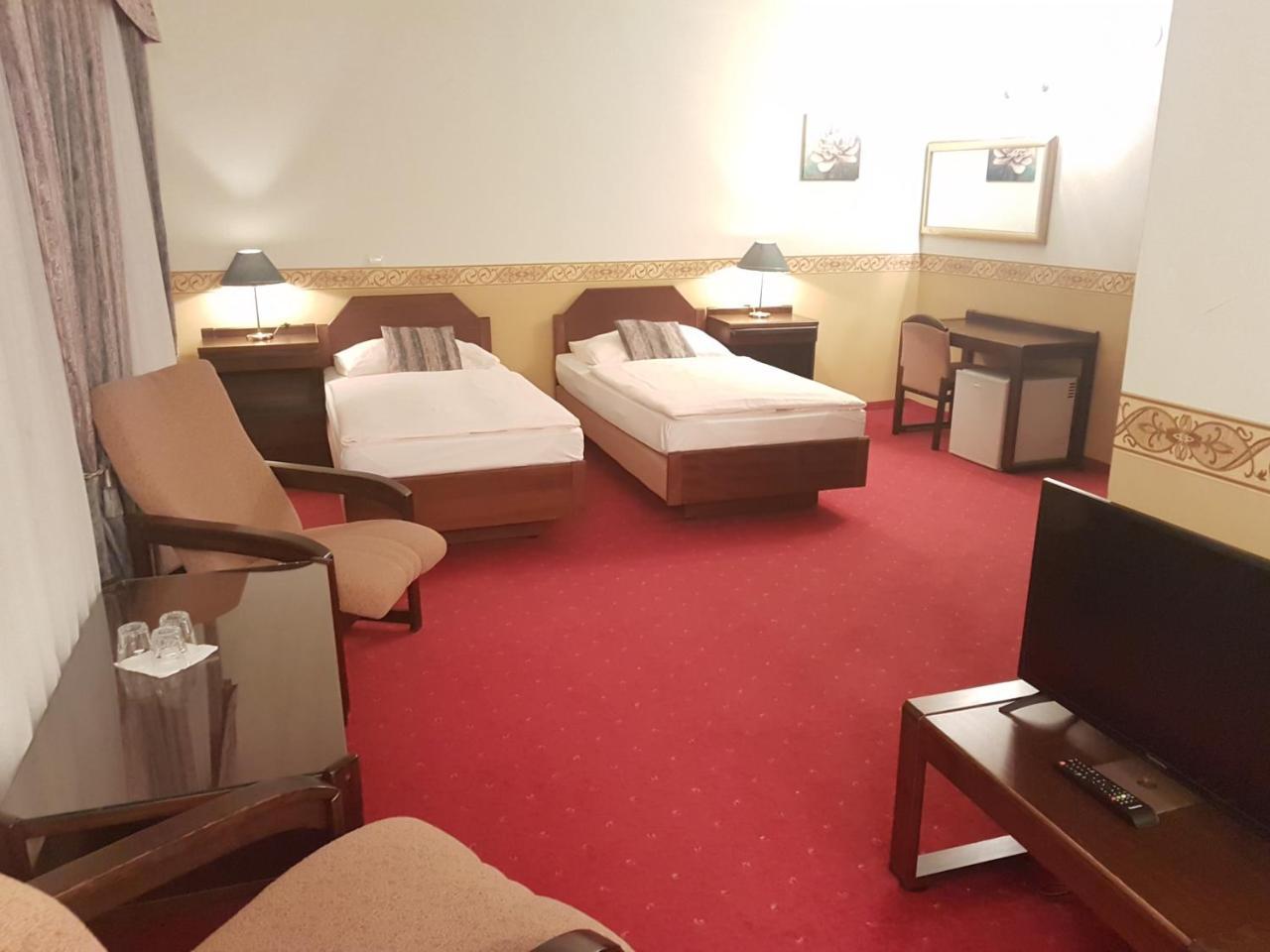 Eurohotel Карловы Вары Экстерьер фото