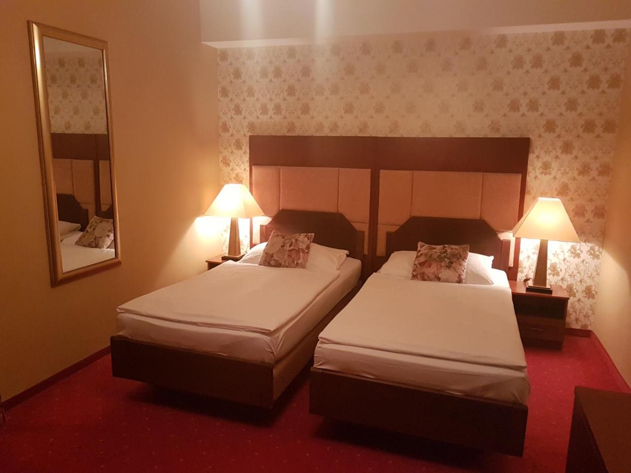 Eurohotel Карловы Вары Экстерьер фото