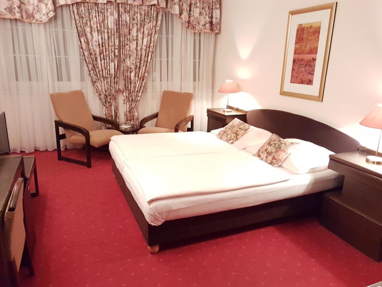 Eurohotel Карловы Вары Экстерьер фото